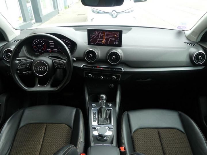 Audi Q2 14 35 TFSI COD 150 S line S-TRONIC BVA - 17