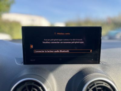 Audi Q2 30 TFSI 110 Business line - CARPLAY - SUIVI - ATTELAGE   - 12