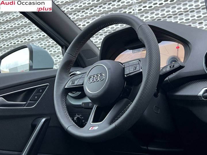 Audi Q2 35 TFSI 150 S tronic 7 S line - 9