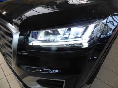 Audi Q2 35 TFSI COD 150 S tronic 7 Sport s line   - 17