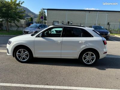 Audi Q3 14 TFSI 150CH S-LINE ATTELAGE   - 9