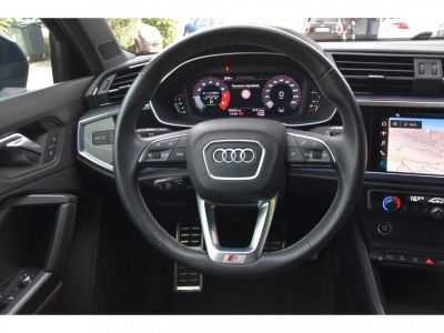 Audi Q3 15 35 TFSI - 150 - BV S-tronic S Line   - 24