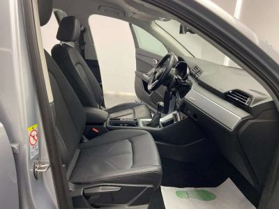 Audi Q3 15 TFSI GARANTIE 12 MOIS 1er PROPRIETAIRE   - 11