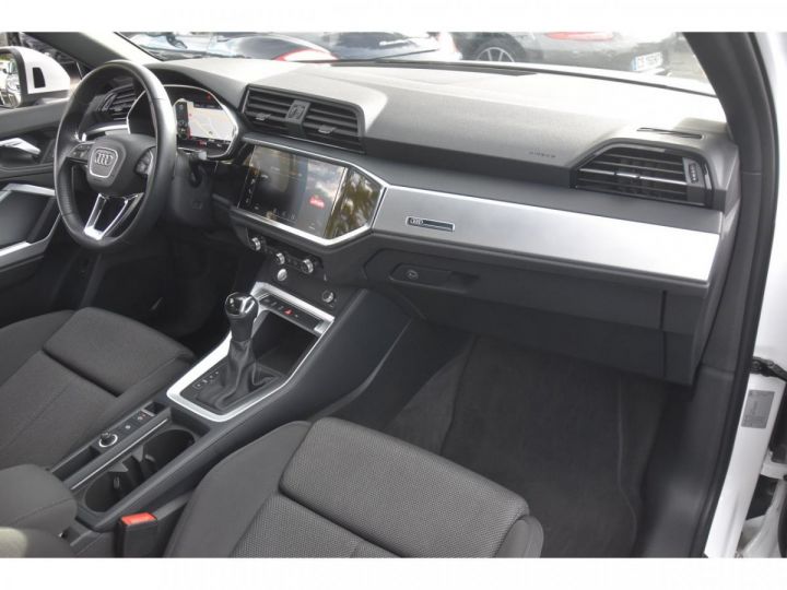 Audi Q3 20 35 TDI - 150 - BV S-tronic 2019 S Line - 4