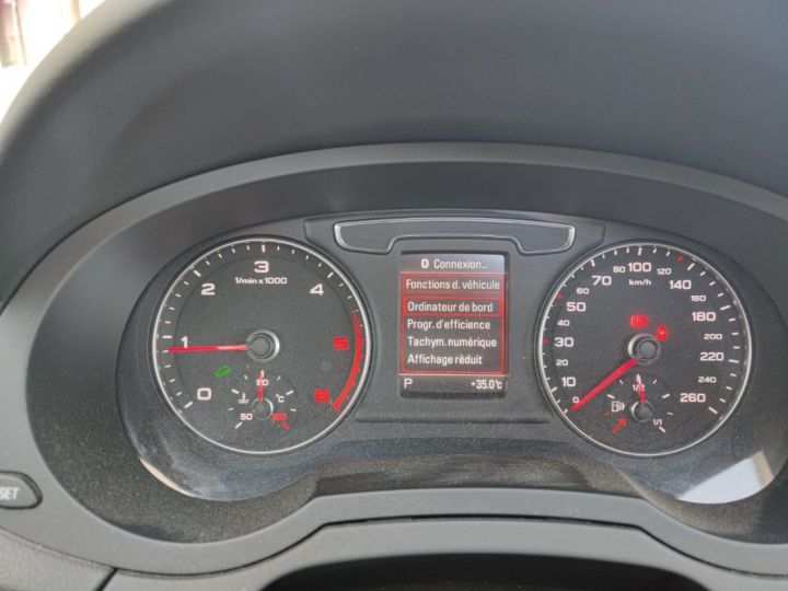 Audi Q3 20 TDI 150ch Quattro S Tronic (Toit Ouvrant, Bluetooth, Régulateur) - 36