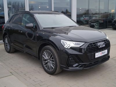 Audi Q3 20TDI Aut S-LINE PANO MATRIX BlackPack   - 4