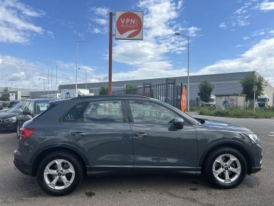 Audi Q3 35 TDI 150 ch S tronic 7 Design Luxe   - 4