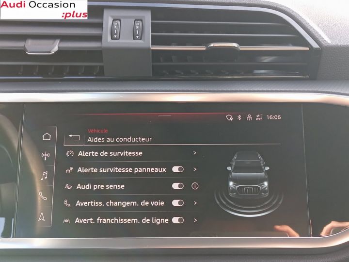 Audi Q3 35 TFSI 150 ch S tronic 7 Design - 14