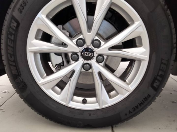 Audi Q3 35 TFSI 150 ch S tronic 7 S line - 12