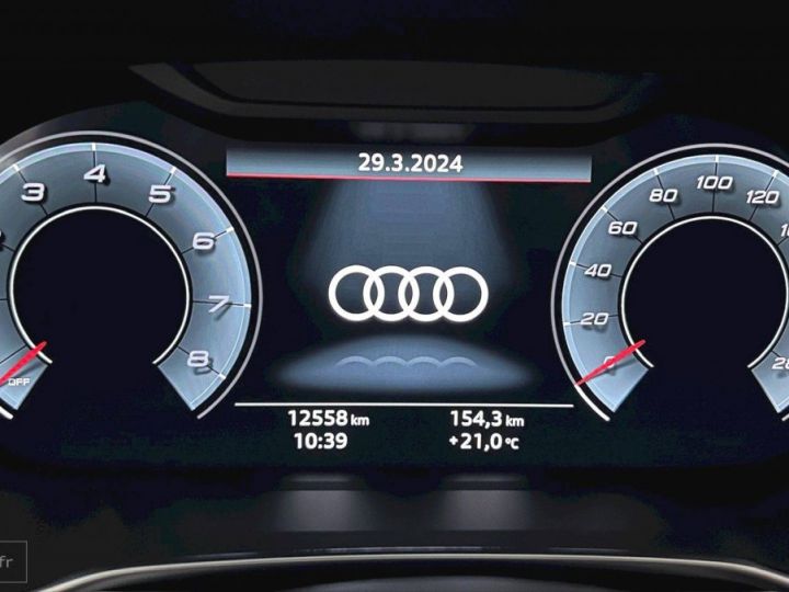 Audi Q3 35 TFSI 150 ch S tronic 7 S line - 25