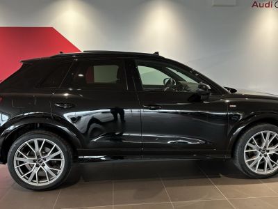 Audi Q3 35 TFSI 150 ch S tronic 7 S line   - 2