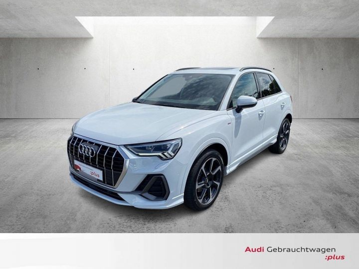 Audi Q3 35 TFSI 150ch S line 126g - 1