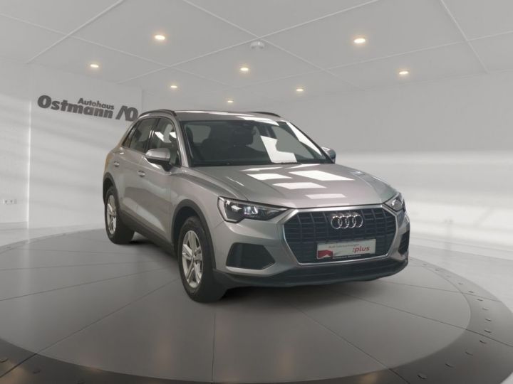 Audi Q3 35 TFSI AHK PDC SHZ LM DAB - 5