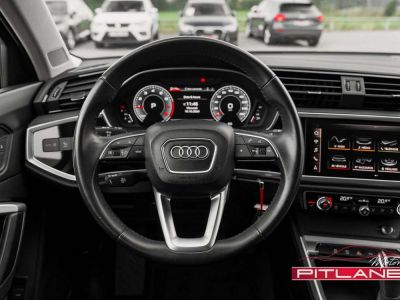 Audi Q3 35 TFSi S-tronic VIRTUAL CUIR JANTES 19' CAM   - 21