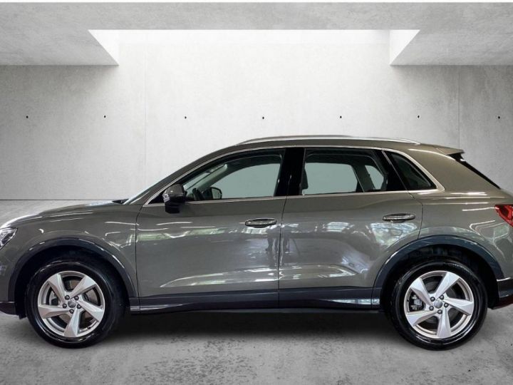 Audi Q3 40 TFSI Advanced Quattro S tronic - 2