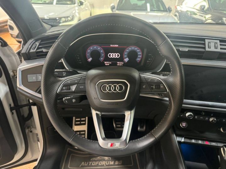 Audi Q3 40 TFSI quattro ATTELAGE/LED - 17