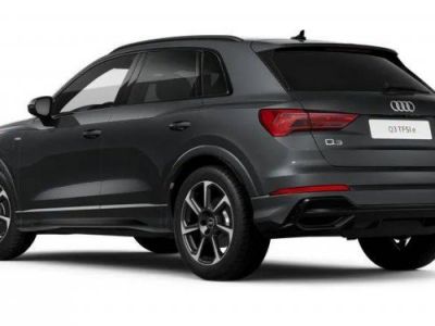 Audi Q3 45 TFSIe 245 ch S tronic 6 S line   - 2