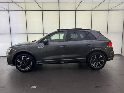 Audi Q3 45 TFSIe 245 ch S tronic 6 S line   - 2