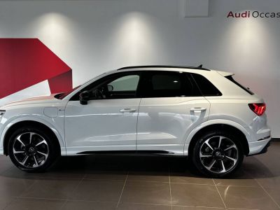 Audi Q3 45 TFSIe 245 ch S tronic 6 S line   - 6