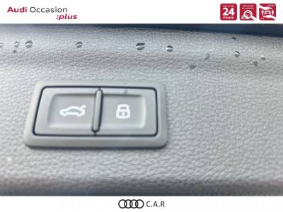 Audi Q3 45 TFSIe 245 ch S tronic 6 S line   - 10