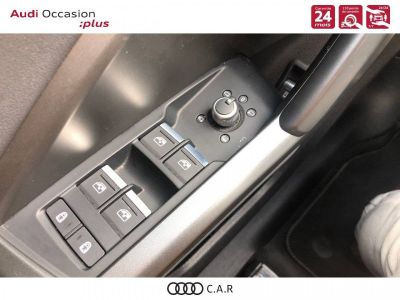 Audi Q3 45 TFSIe 245 ch S tronic 6 S line   - 15