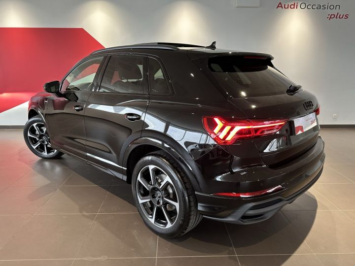 Audi Q3 45 TFSIe 245 ch S tronic 6 S line - 4