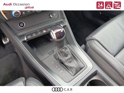 Audi Q3 45 TFSIe 245 ch S tronic 6 S line   - 12