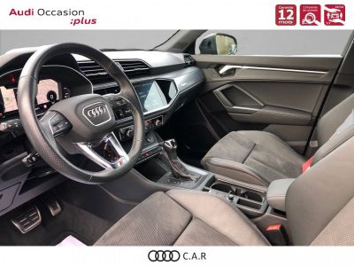 Audi Q3 45 TFSIe 245 ch S tronic 6 S line   - 7