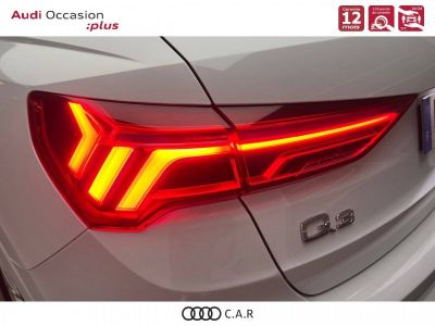 Audi Q3 45 TFSIe 245 ch S tronic 6 S line   - 11