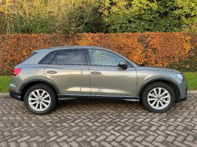 Audi Q3 Q3 35 TFSI Advanced   - 3