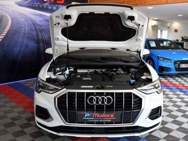 Audi Q3 Sport 35 TFSI 150 S-Tronic GPS Hayon Attelage ACC Car Play Virtual Pré Sense Lane JA 18 - 19