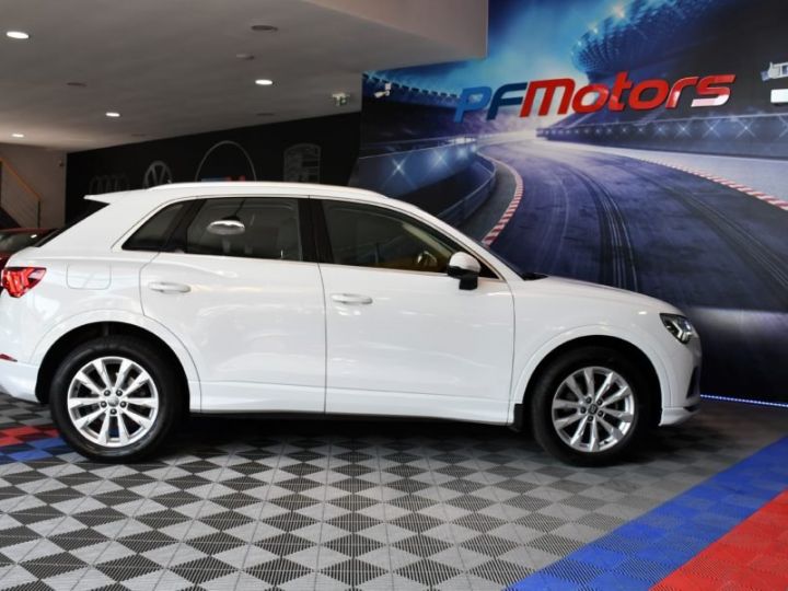 Audi Q3 Sport 35 TFSI 150 S-Tronic GPS Hayon Attelage ACC Car Play Virtual Pré Sense Lane JA 18 - 22