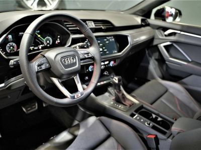 Audi Q3 Sportback 35 20TDI quattro S-Line AHK*SONOS   - 35