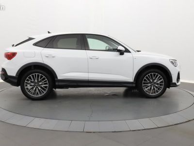 Audi Q3 Sportback 45 TFSIe 245 ch S tronic 6 line   - 6