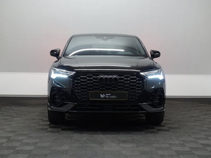 Audi Q3 Sportback S-Line 45e TFSI Plug - 2