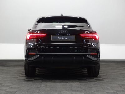 Audi Q3 Sportback S-Line 45e TFSI Plug   - 5