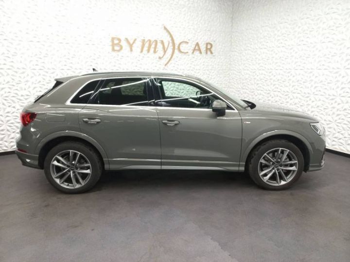 Audi Q3 VP 45 TFSIe 245 ch S tronic 6 S line - 2