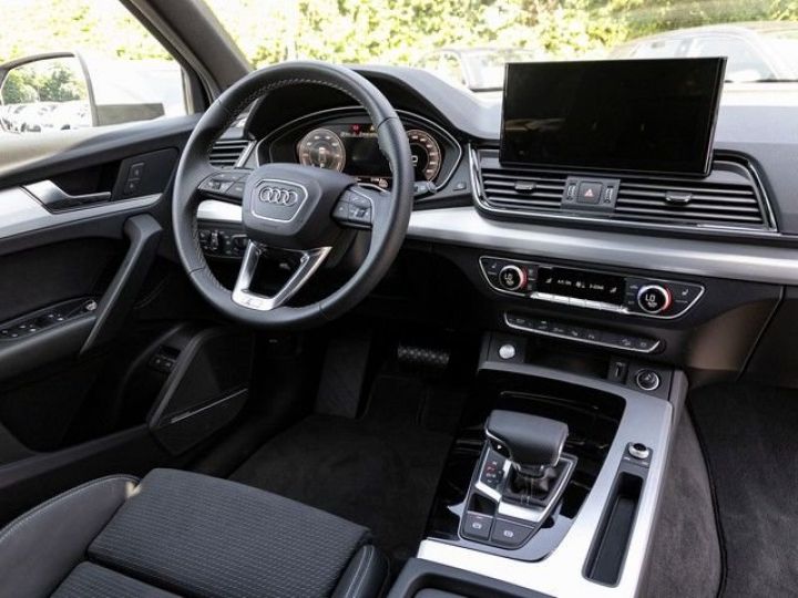 Audi Q5 50 TFSI e quattro S line AHK Matrix - 4