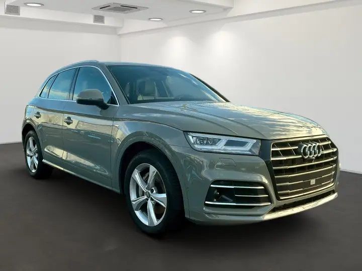 Audi Q5 Q5 55TFSIe 367ch Quattro sport PANO - 2