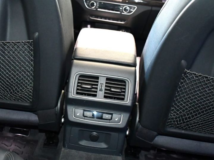 Audi Q5 Sport 40 TDI 190 Quattro GPS Caméra 360 TO Cuir Carbone Attelage Drive Volant Chauffant JA 20 - 31