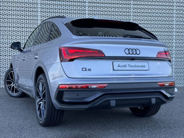 Audi Q5 Sportback 35 TDI 163 S tronic 7 S line - 5