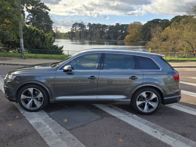 Audi Q7 30 V6 333 CH AVUS 7 Places   - 3