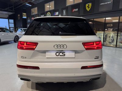 Audi Q7 S Line V6 30 TDI 7 places  272 CH Attelage / Toit ouvrant   - 5