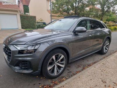 Audi Q8   - 2