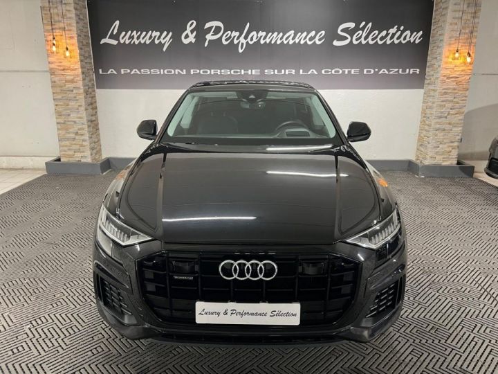 Audi Q8 30 V6 TDI 286ch AVUS - Origine France - Suivi concession - Full black - 86000km - 9