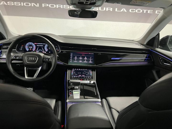 Audi Q8 30 V6 TDI 286ch AVUS - Origine France - Suivi concession - Full black - 86000km - 12