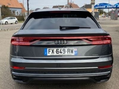 Audi Q8 55 TFSI e 381 Tiptronic 8 Quattro S Line   - 3