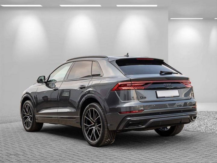 Audi Q8 60 TFSIe compétition S-line - 2