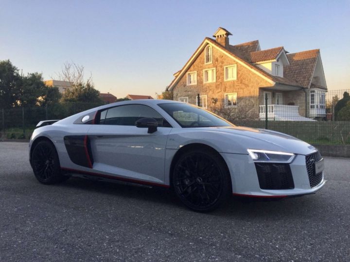 Audi R8 2016 52 FSI V10 plus quattro S Tronic - 1