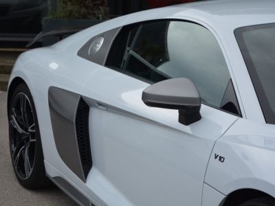 Audi R8 620 CV V10 Performance Sièges Recaro Carbon Interieur et Moteur Gris Suzuka Co2 Payé   - 5